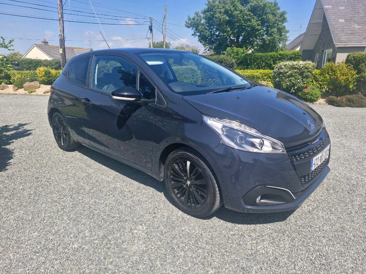Peugeot 208 2017 - Image 1