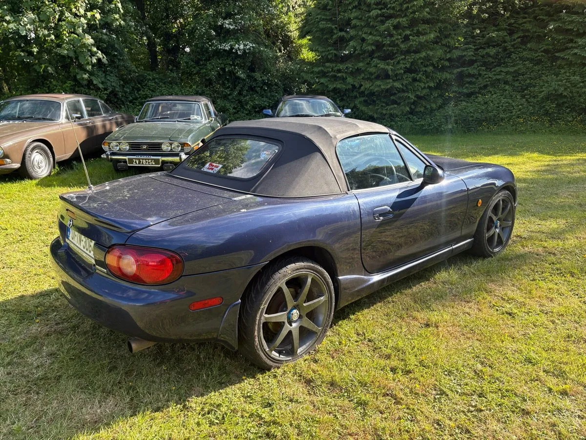 01 Mazda MX5 - Image 4