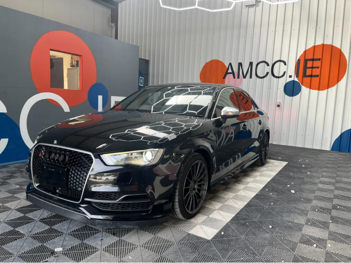 Audi S3 2.0 PETROL / 73k KMs / HEATED SEATS , REVE - Image 3
