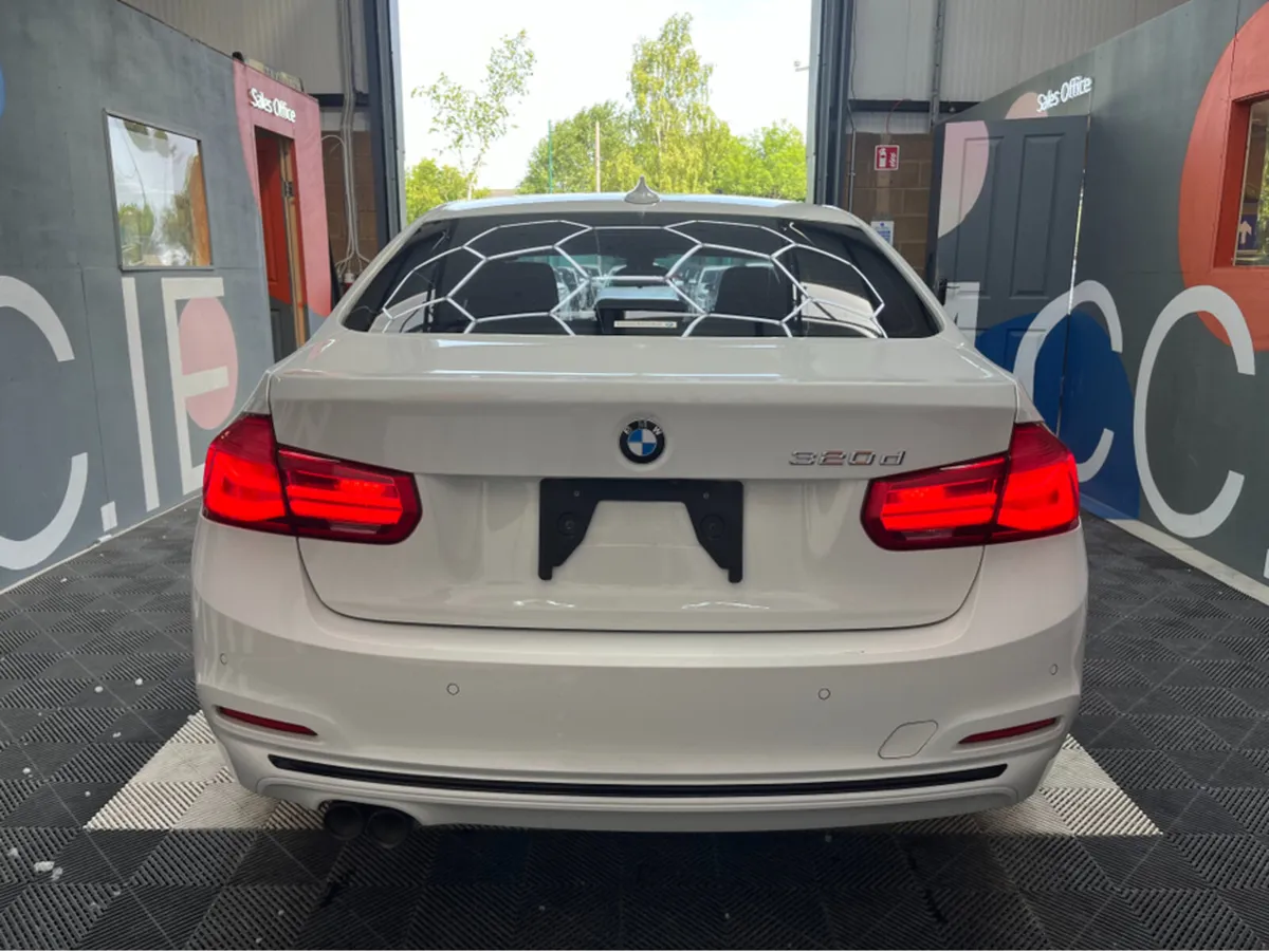 BMW 3-Series 320D SPORT / 48k KMs / REVERSE CAMERA - Image 4