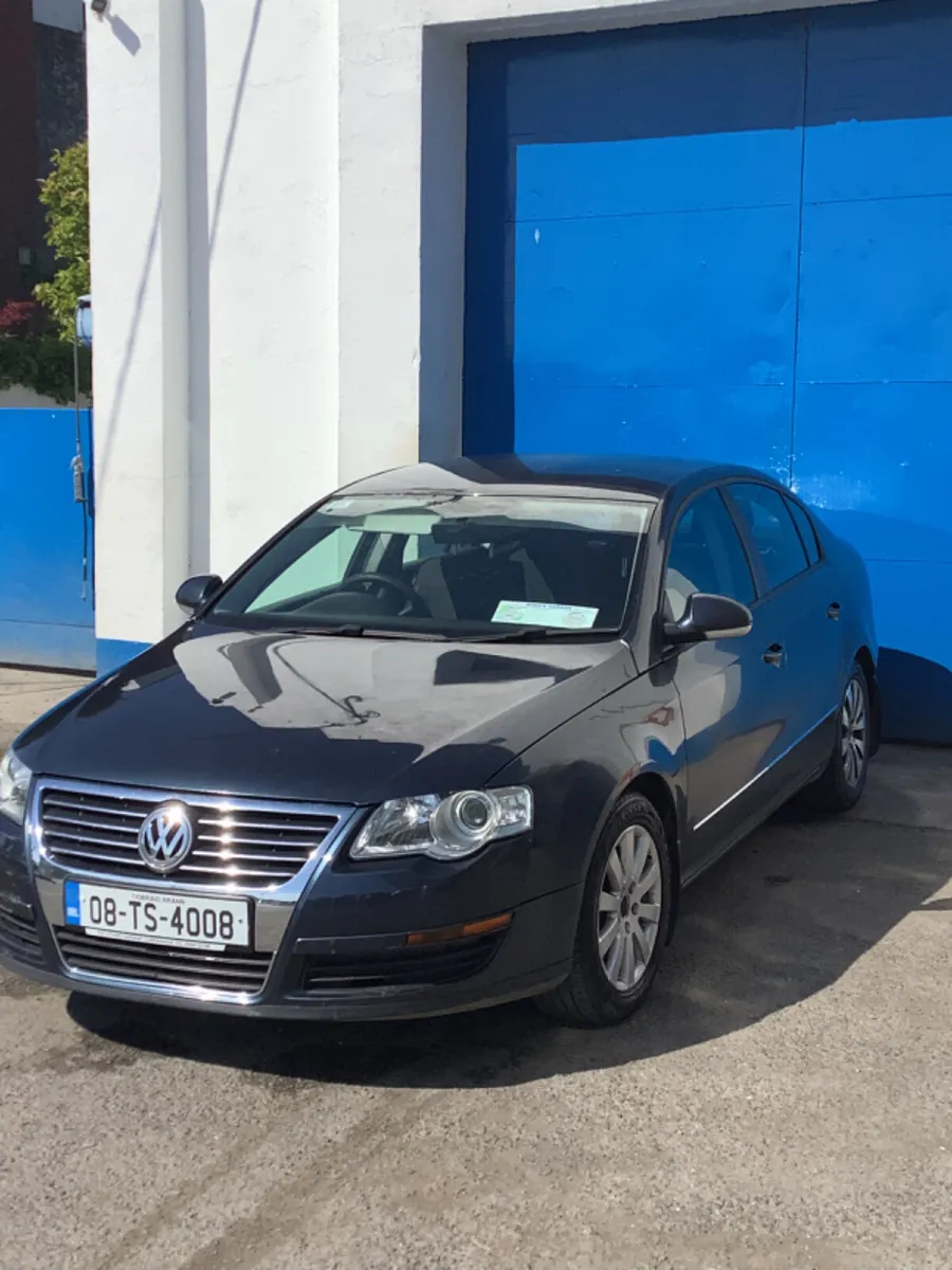 Volkswagen Passat 2008 TDI - Image 1