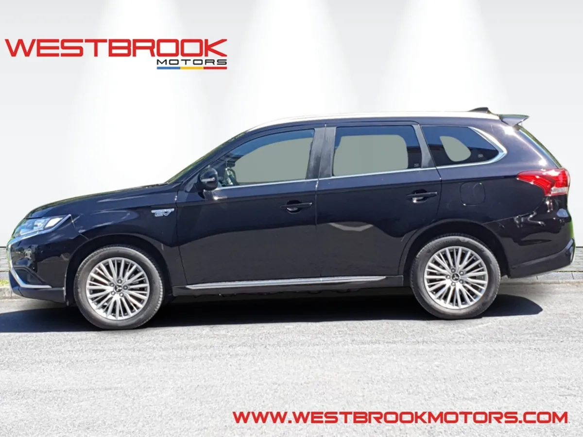 Mitsubishi Outlander EXCEED PHEV CVT - Image 4