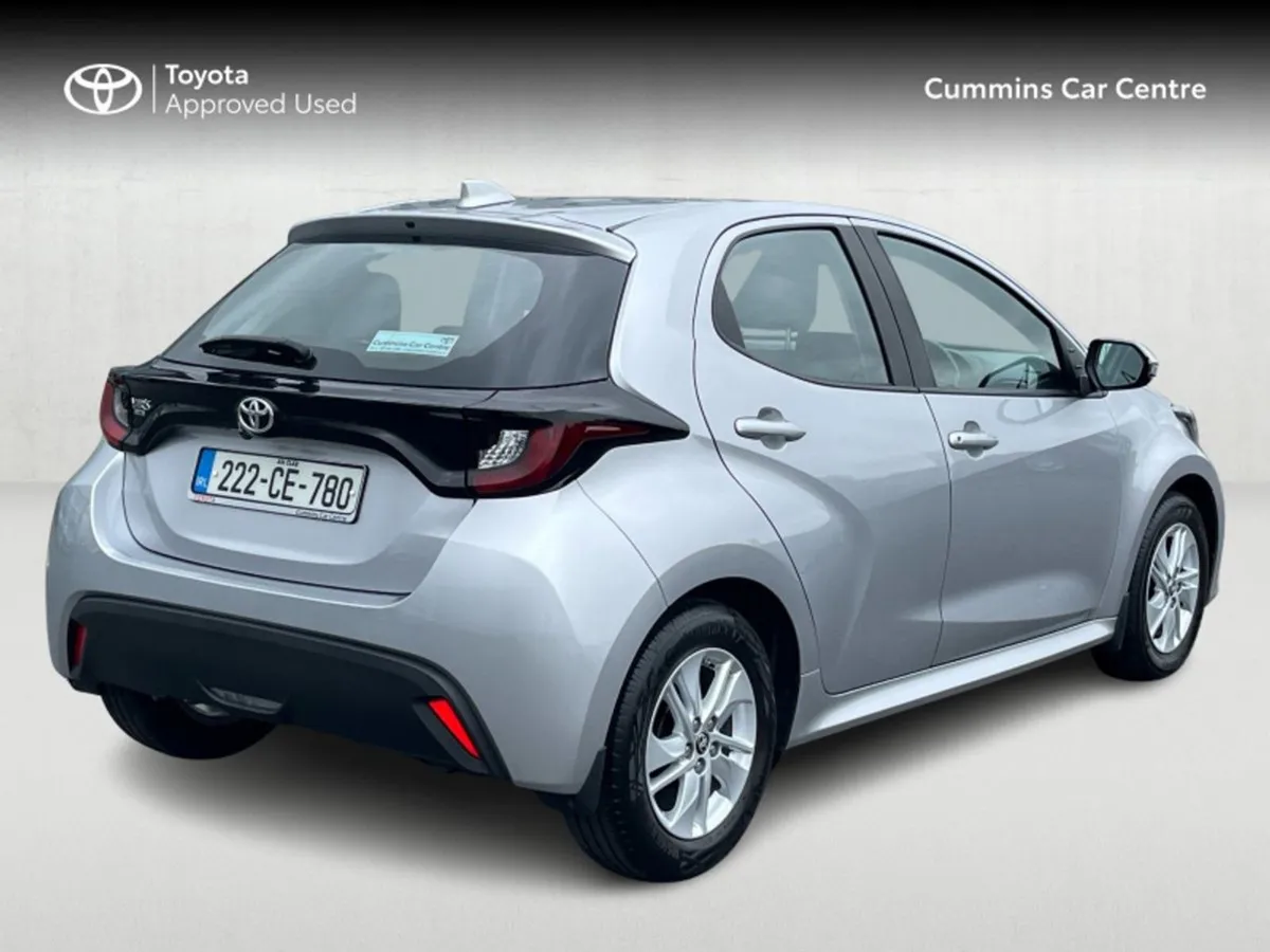 Toyota Yaris 1.0 Luna 4DR - Image 2
