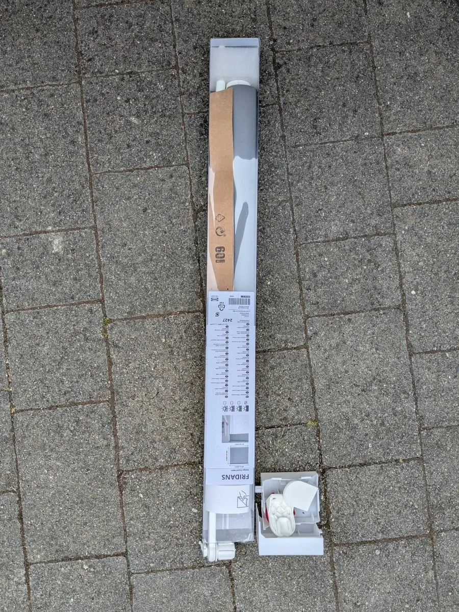 Fridans IKEA roller blind perfect condition unused - Image 2