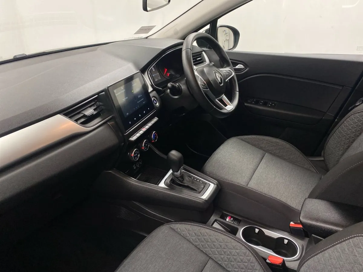 Renault Captur 1.3 TCe 140 Auto Dfull Play - Image 3