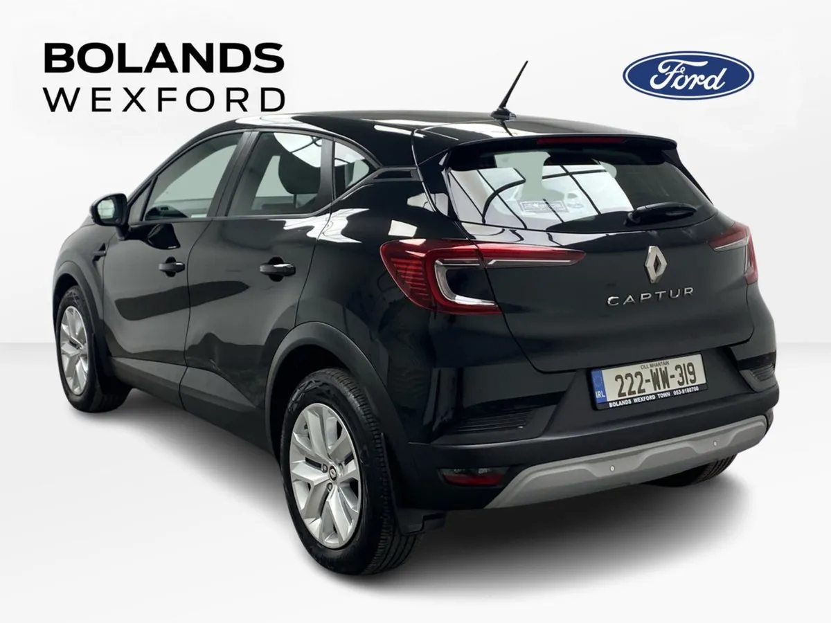 Renault Captur 1.3 TCe 140 Auto Dfull Play - Image 4