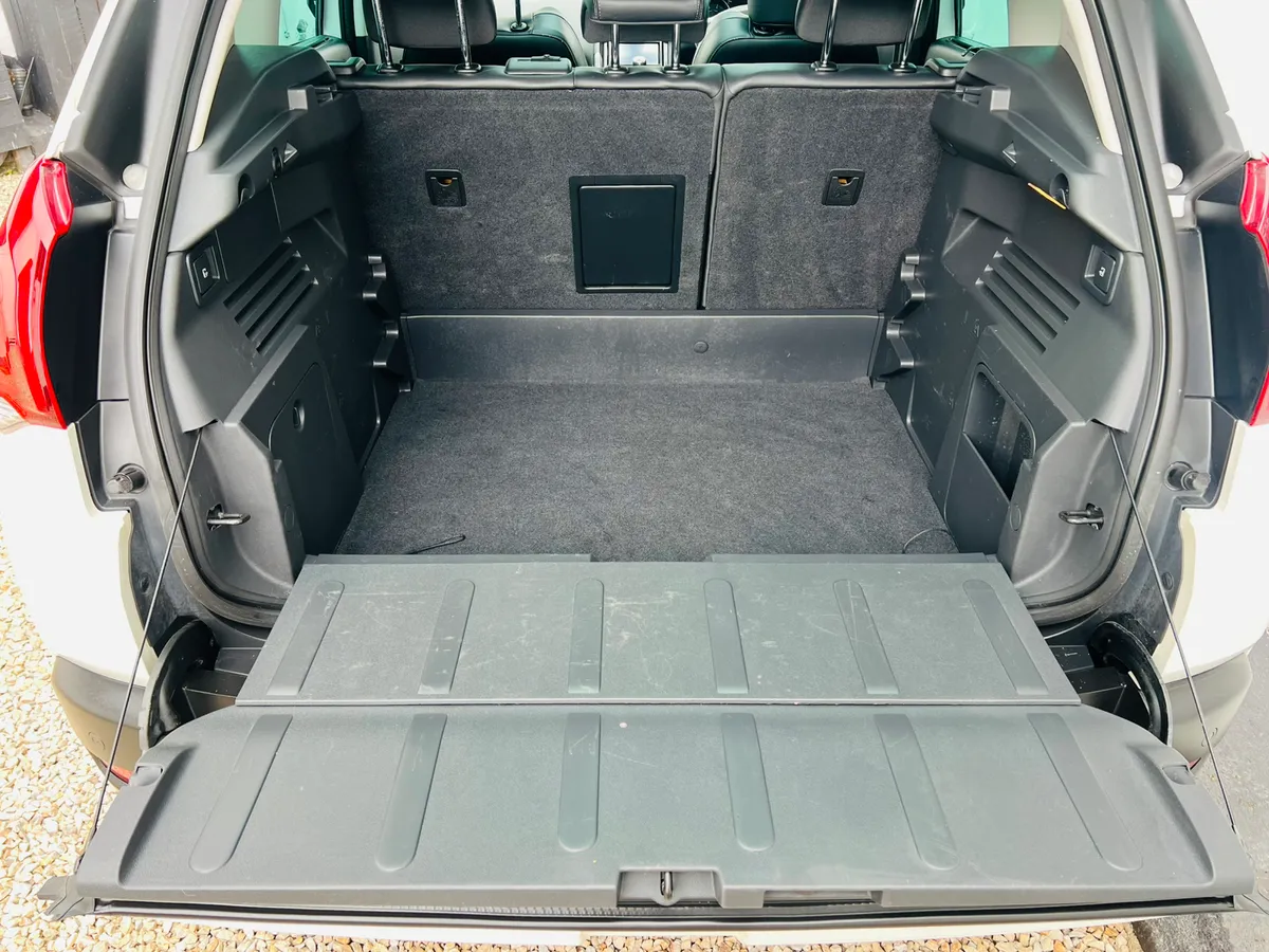 2016 Peugeot 3008 1.6 Petrol Automatic Allure - Image 4