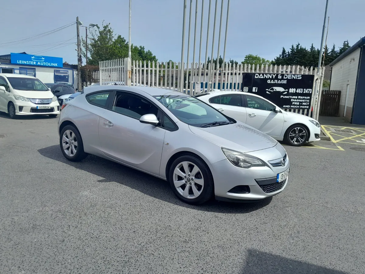 Gtc Opel Astra 2013 low mileage - Image 1