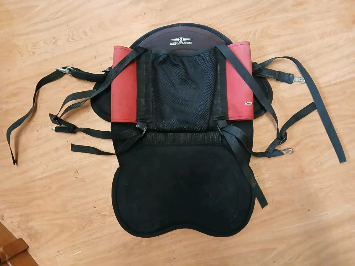 Secondhand kayak seat - Image 1