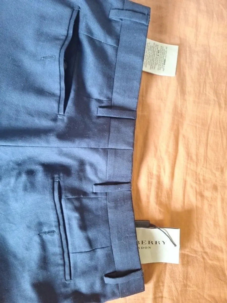 Burberry men's trousers. Brand new - Image 3