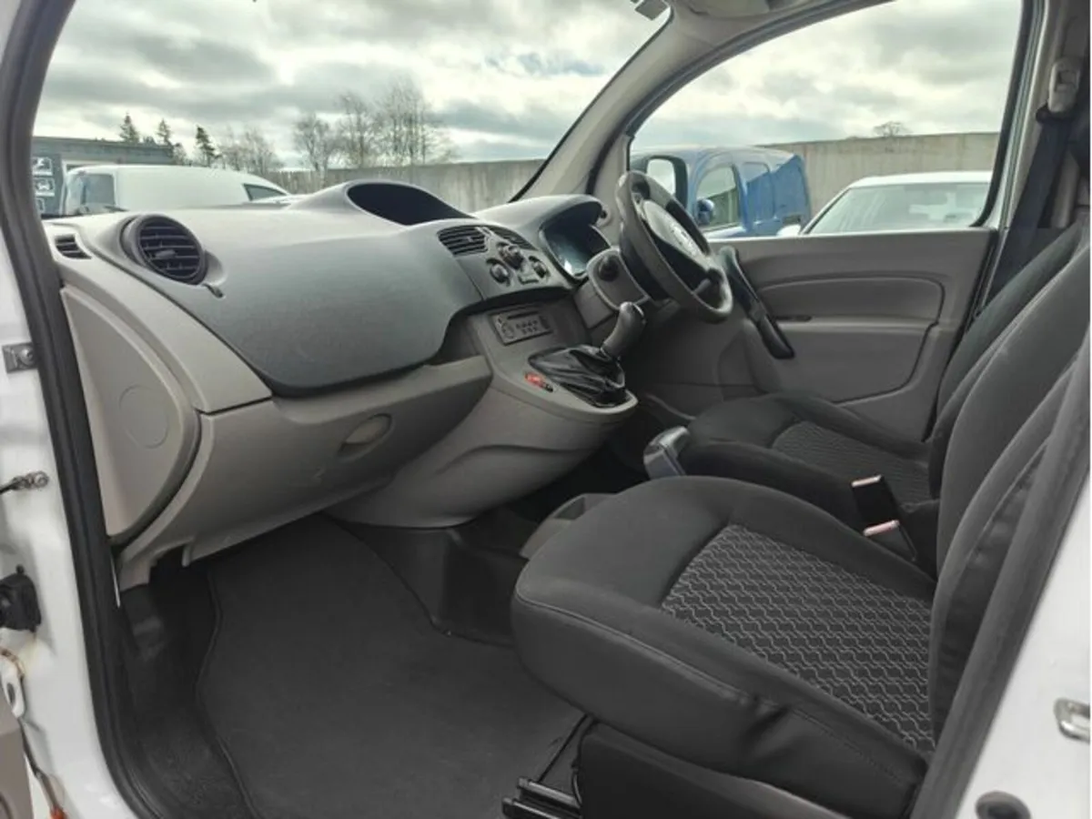 Renault Kangoo CVRT/ SERVICED/READY TO GO ! - Image 3