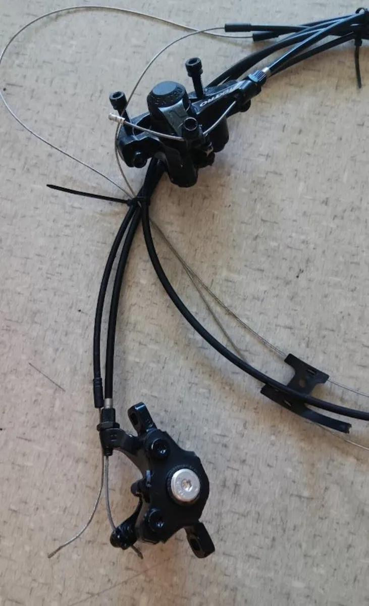 shimano quick fire trigger disc breaks and gears - Image 4