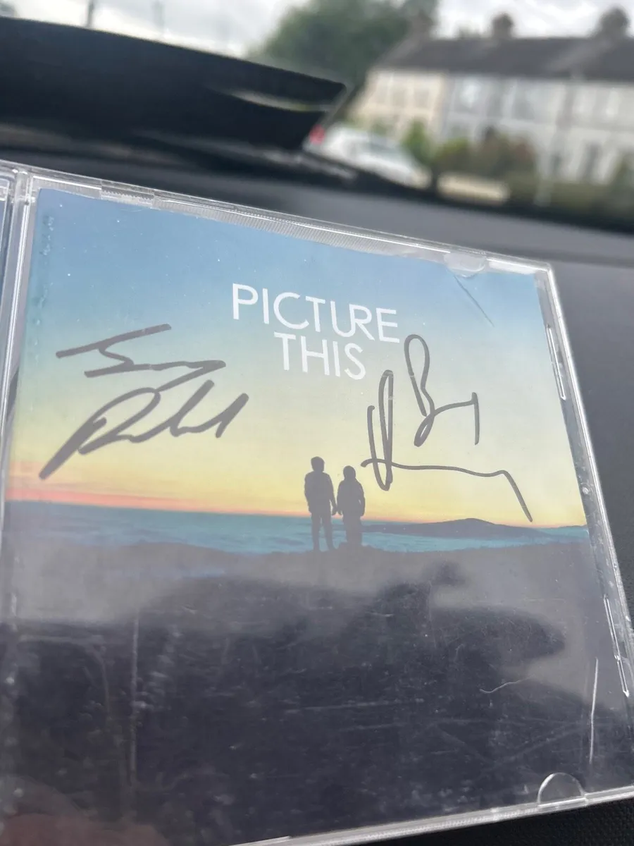signed 1/1 Picture this CD - Image 2