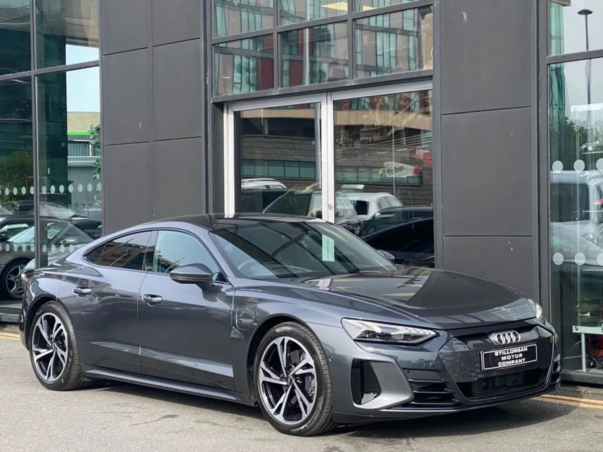 Audi e-tron GT 93kw S-line High Spec Quattro Auto - Image 3