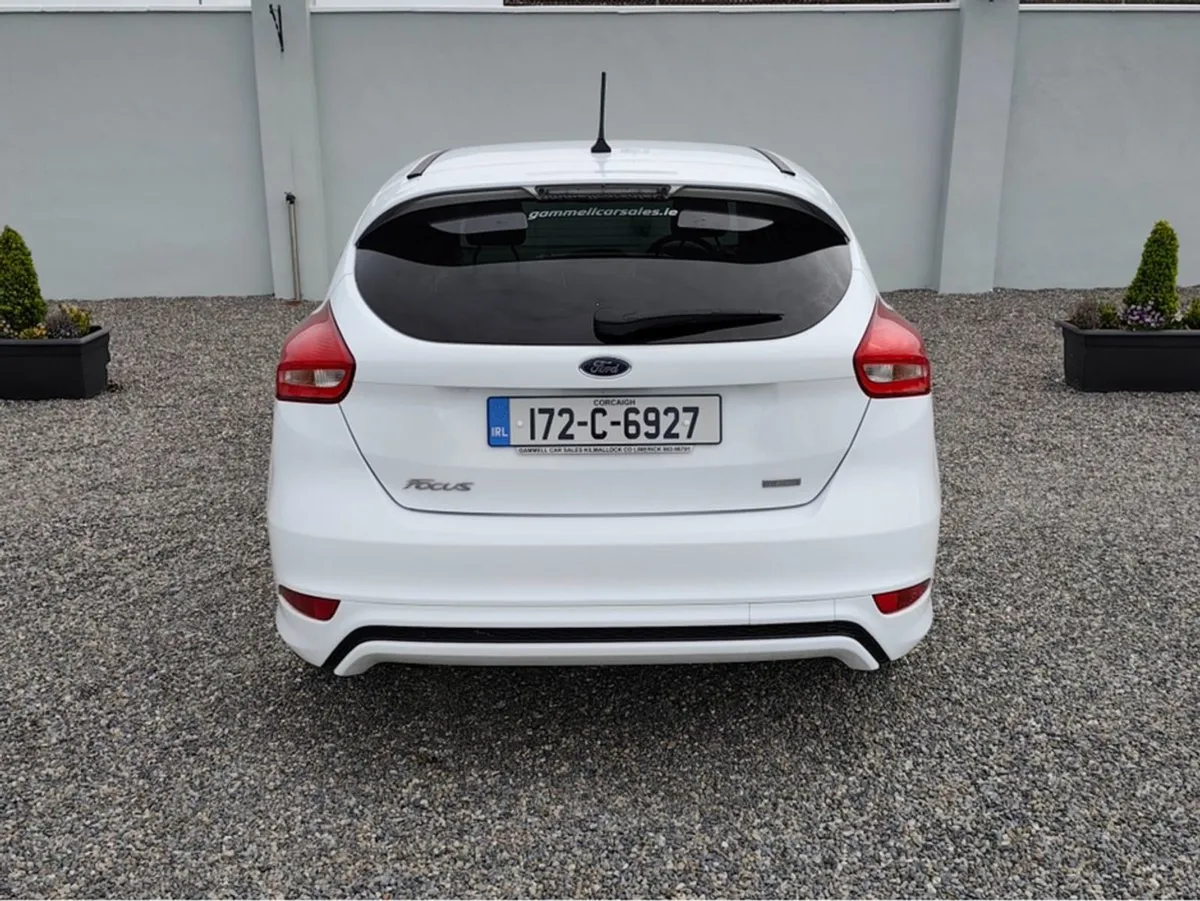 Ford Focus Low Miles 1.0 St-line Ecoboost 125 125 - Image 3