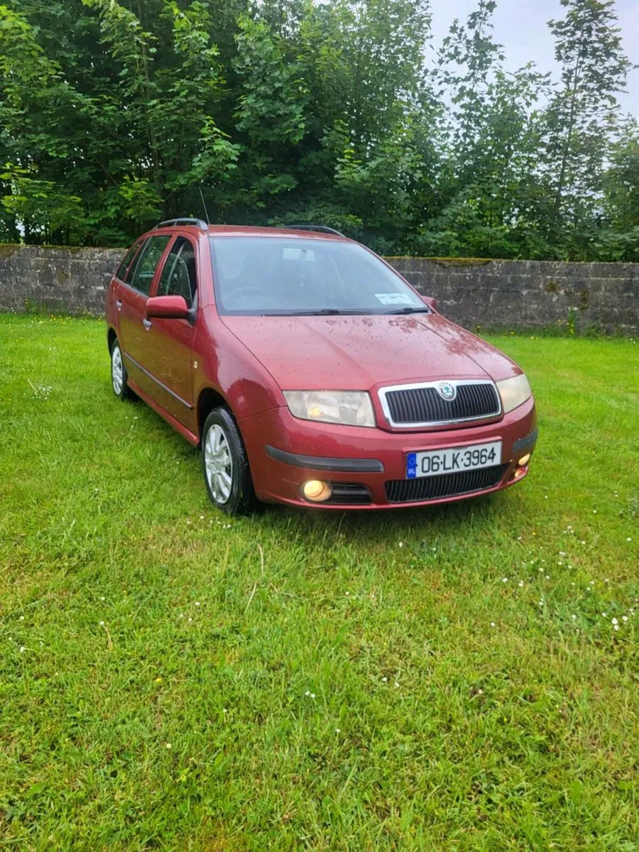 CHEAP SKODA FABIA ESTATE AUTOMATIC 1OWNER FREE TAX - Image 1