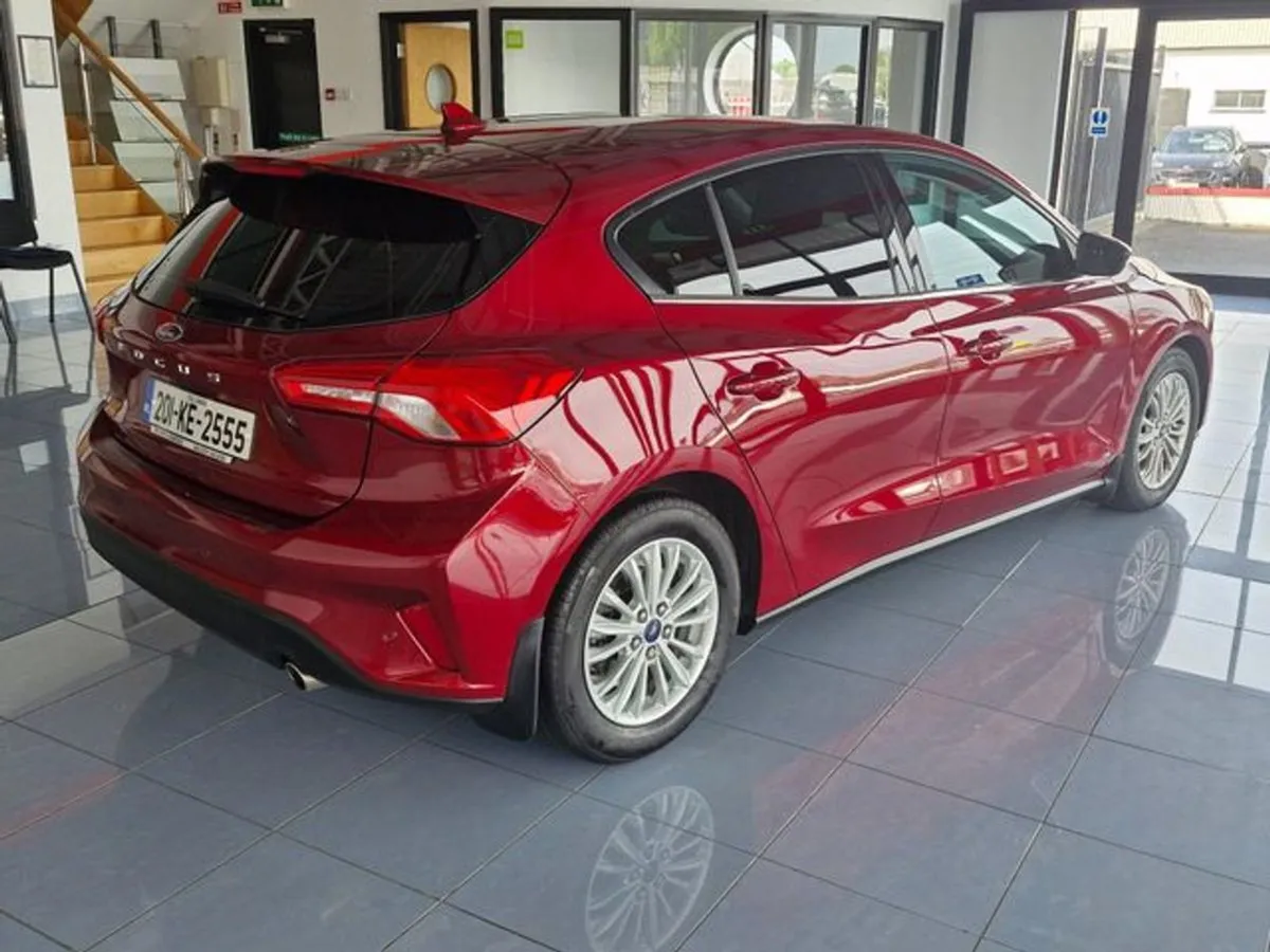 Ford Focus Titanium Auto 5D 1.5td120 S6.2 A8 4 - Image 2
