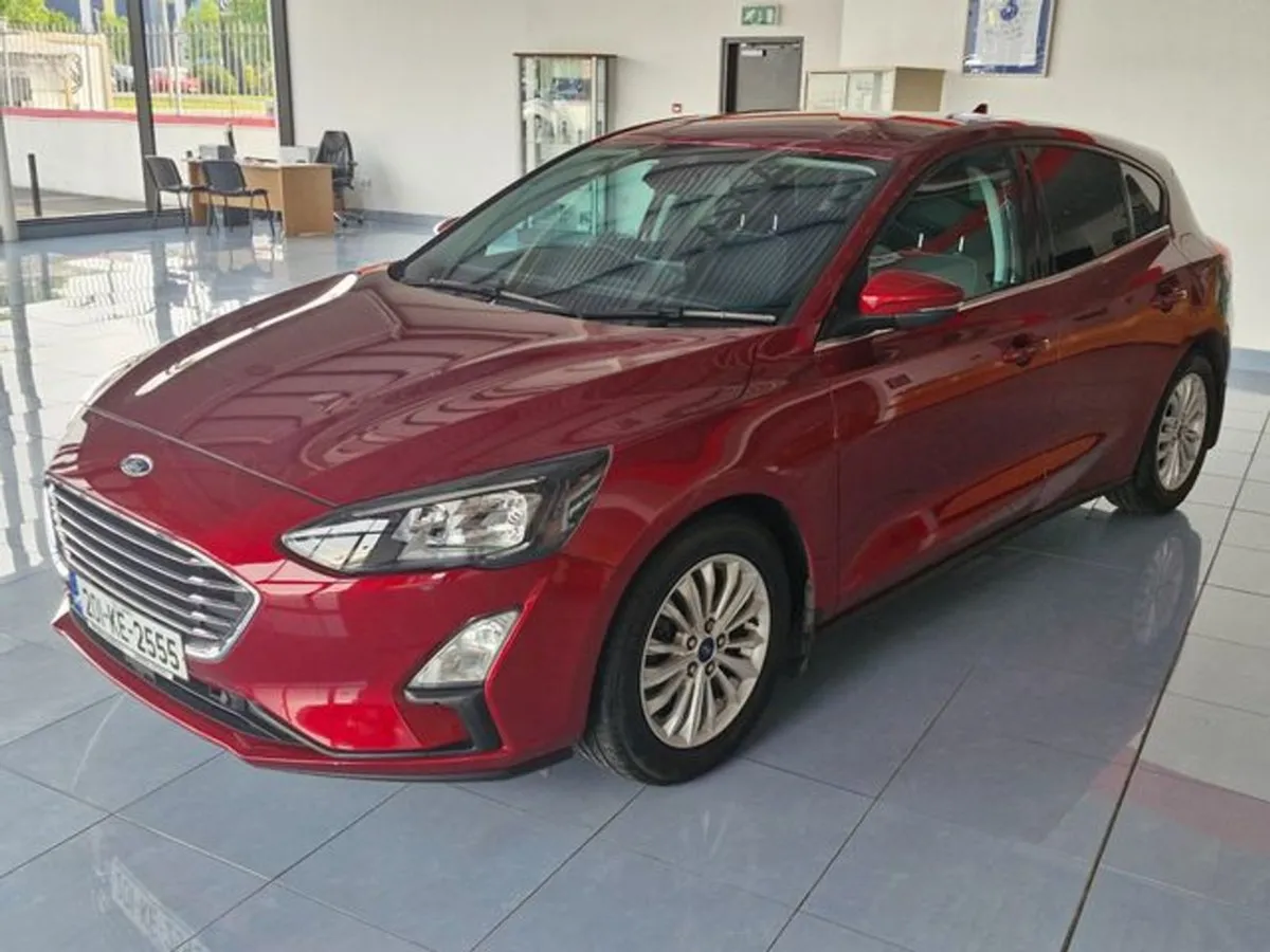 Ford Focus Titanium Auto 5D 1.5td120 S6.2 A8 4 - Image 3