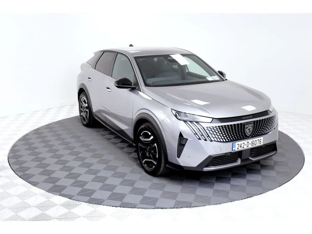 Peugeot 3008 E-allure 73kwh 210BHP - Image 1