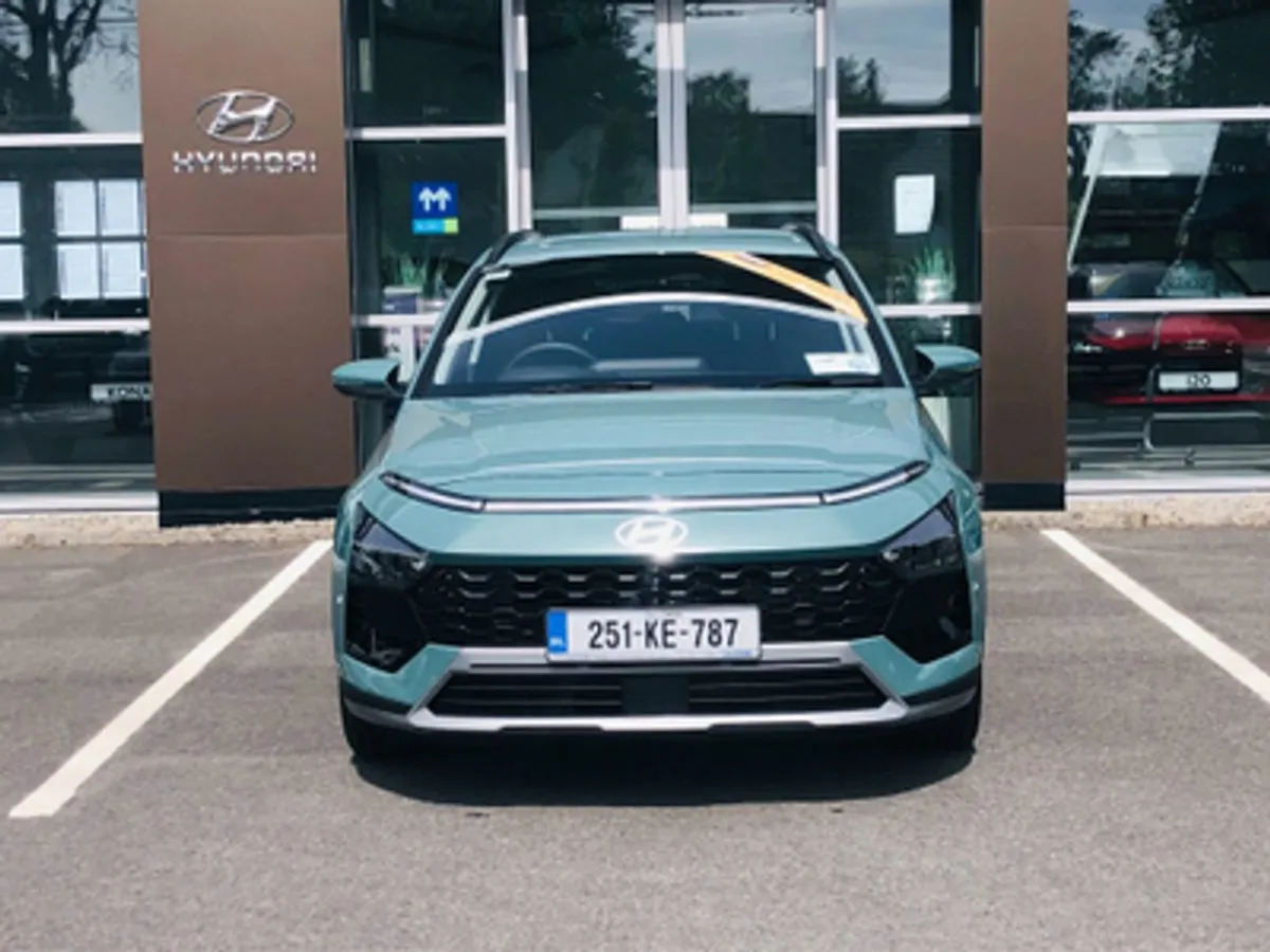 Hyundai Bayon Executive 1.2 Petrol  demonstrator - Image 2