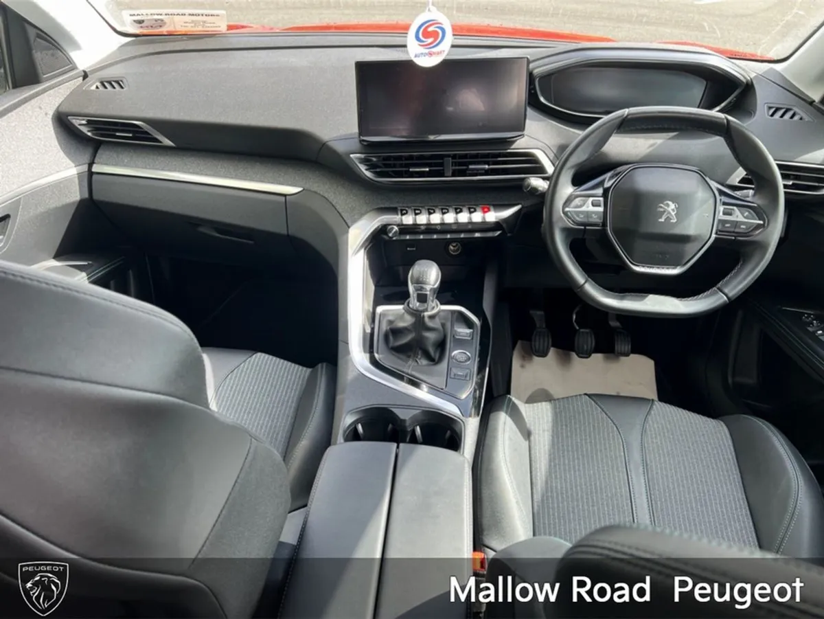Peugeot 3008 FL Allure 1.2 130 6.3 4DR - Image 4