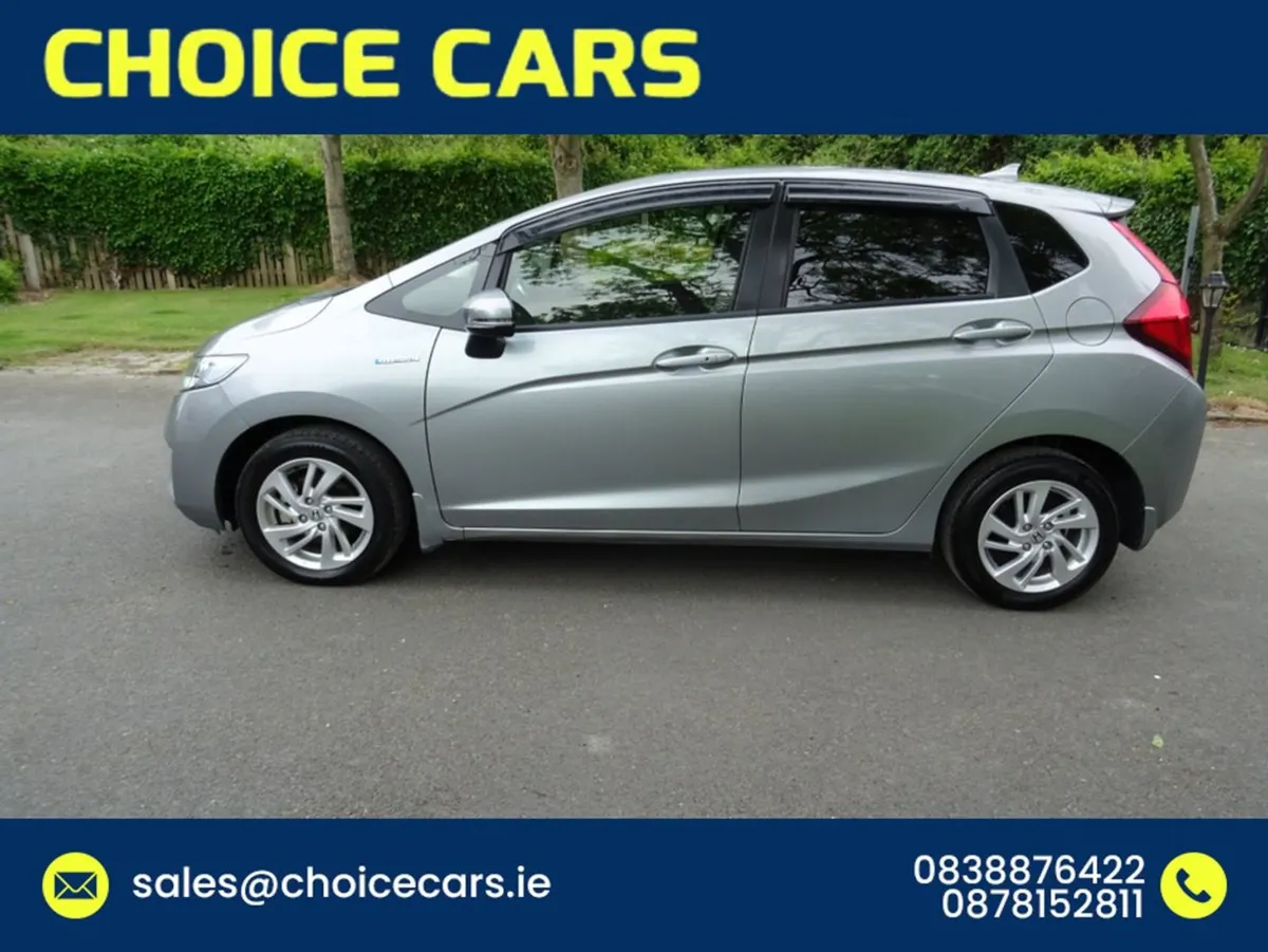 Honda Fit 1.5 Ayto Hybrid TOP Spec - Image 4