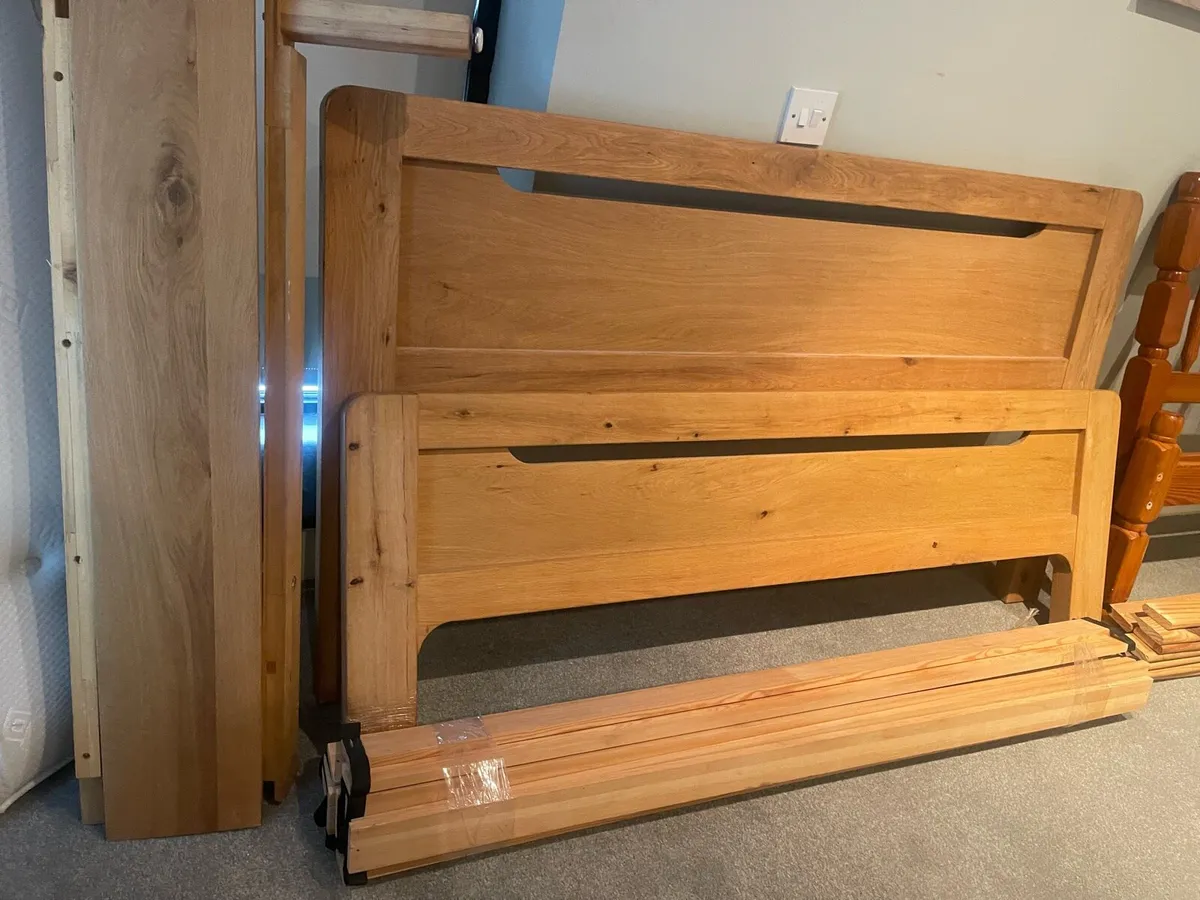As New - Magnificent Solid Oak 4 Ft 6” Double Bed - Image 2