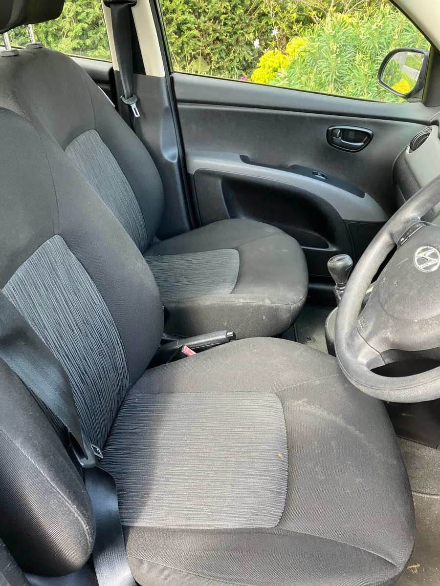 Hyundai i10 2011 - Image 4