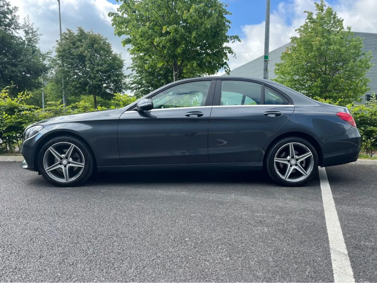 Mercedes-Benz C-Class C250d 4DR Auto - Image 2
