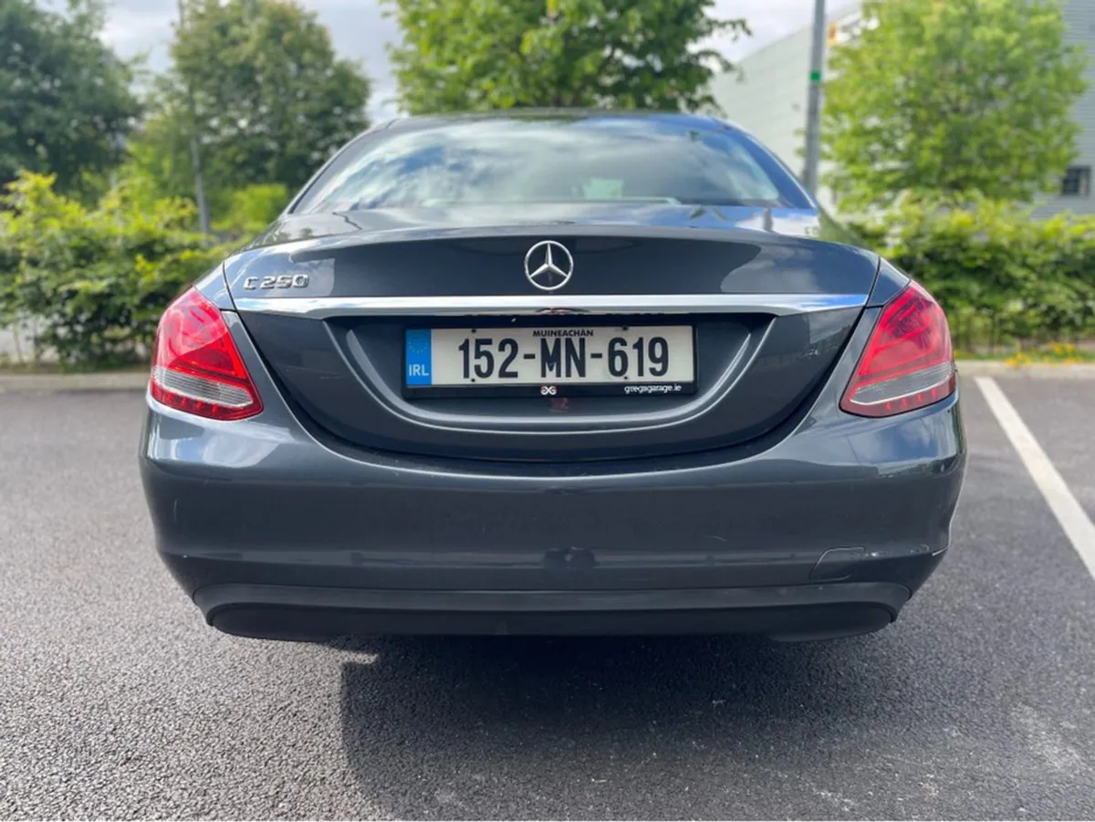 Mercedes-Benz C-Class C250d 4DR Auto - Image 4