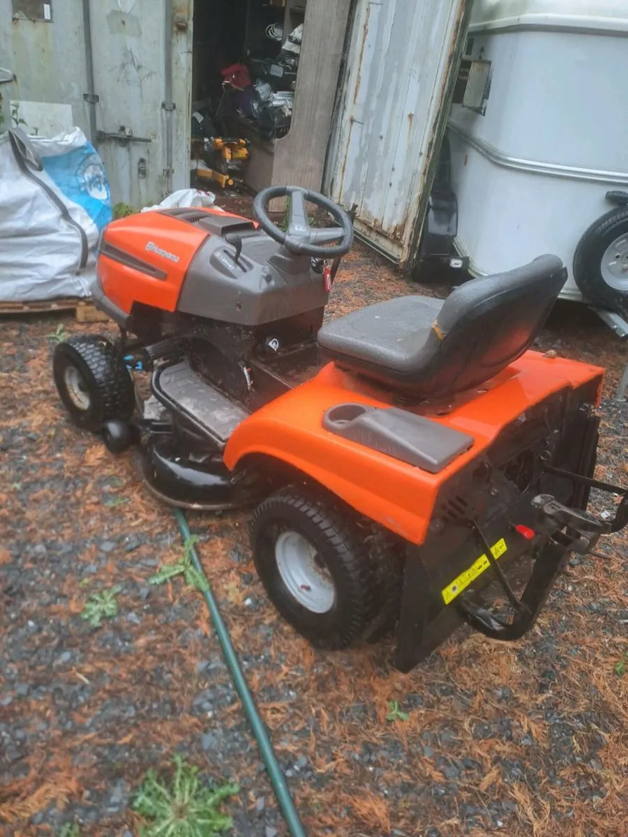 Lawn mower - Image 2