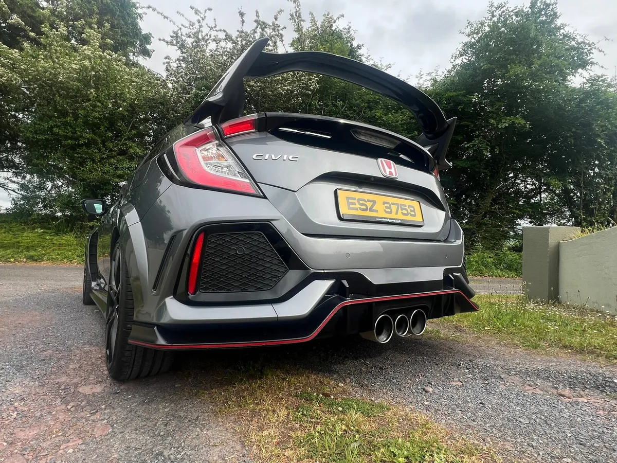 Honda Civic Type-R GT 2.0 VTEC TURBO - Image 4