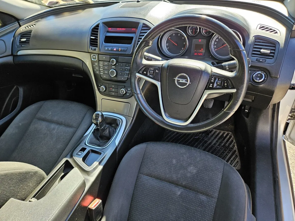 2013 opel Insignia - Image 2