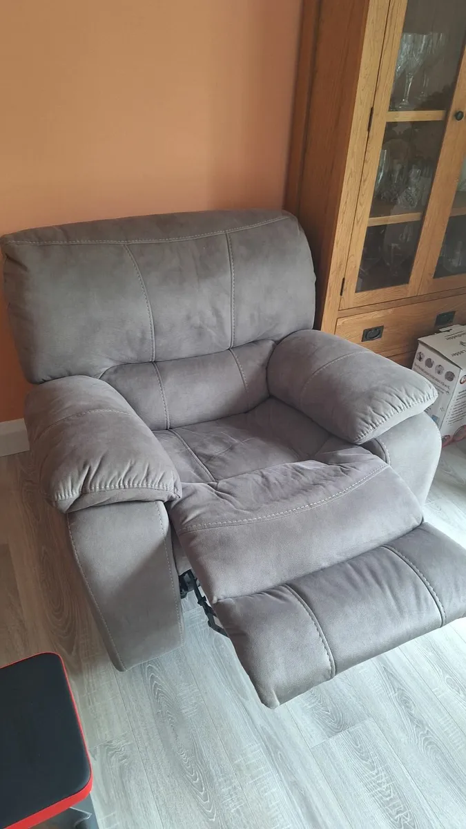 Recliner Armchair - Image 1