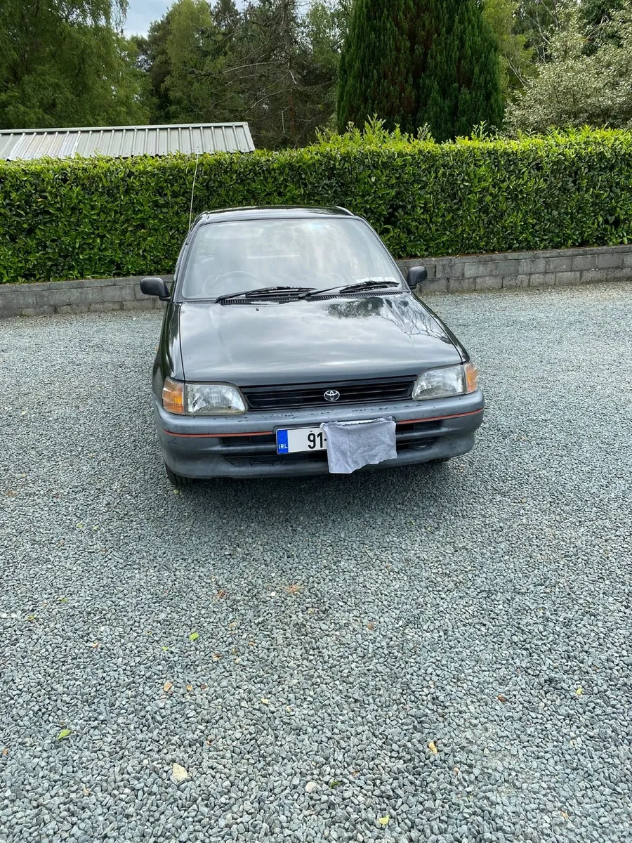 Toyota Starlet 1990 - Image 2