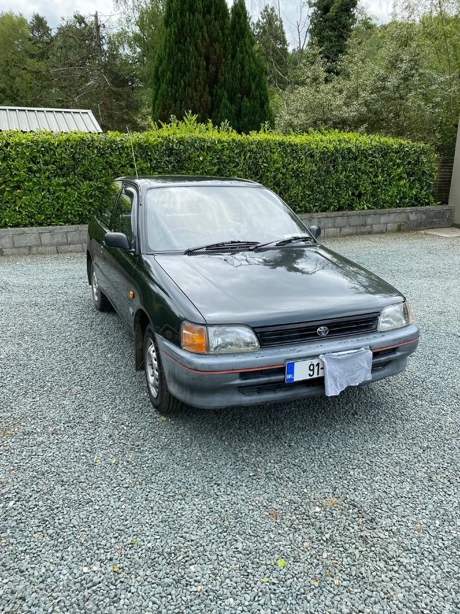 Toyota Starlet 1990 - Image 3