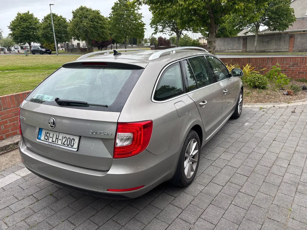 Skoda Suberb Estate *Low Mileage* - Image 3