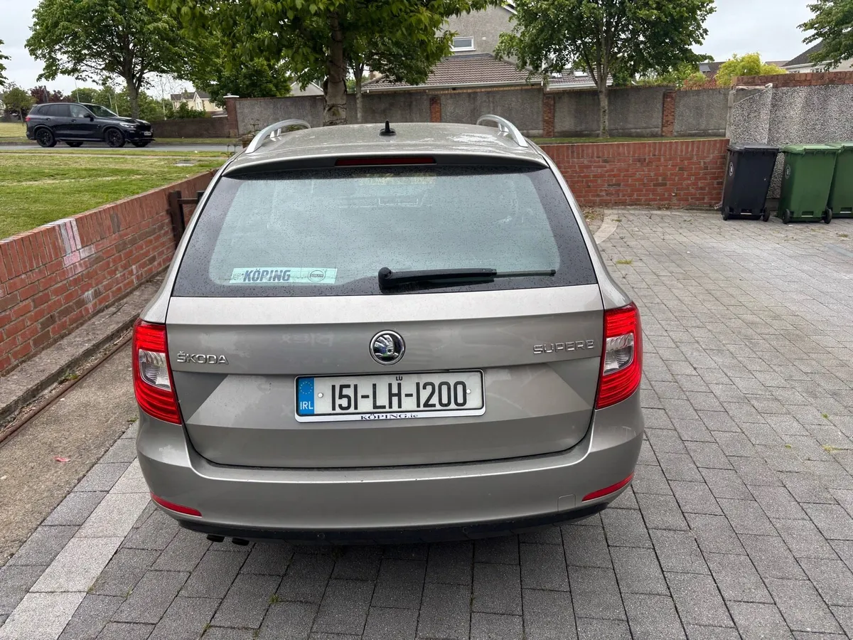Skoda Suberb Estate *Low Mileage* - Image 4