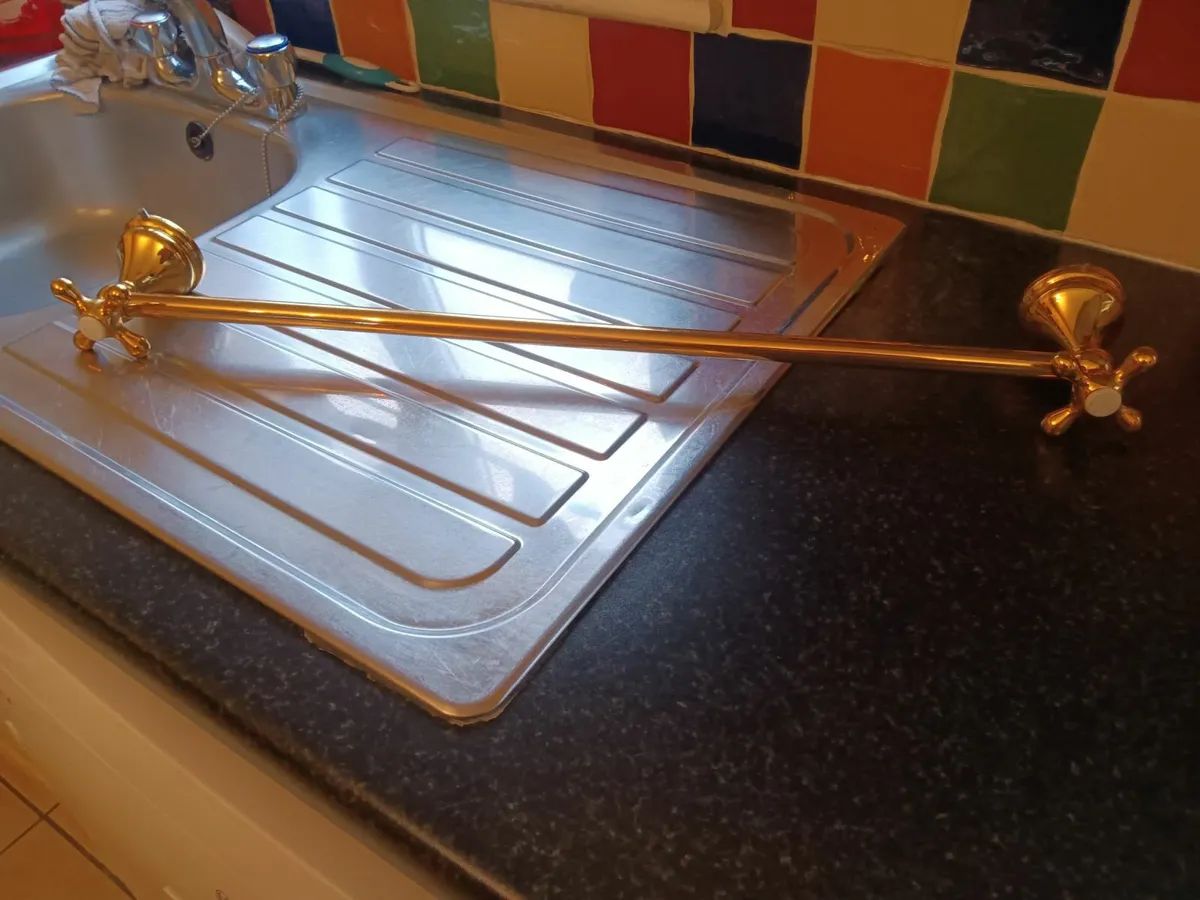 Bathroom accessories - Image 4
