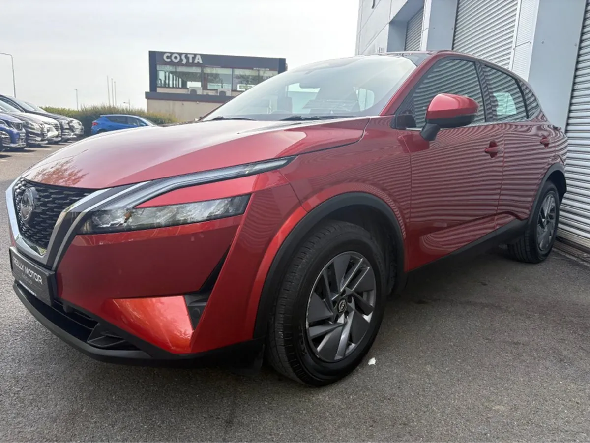 Nissan QASHQAI 1.3 Petrol Hybrid SV - Image 3