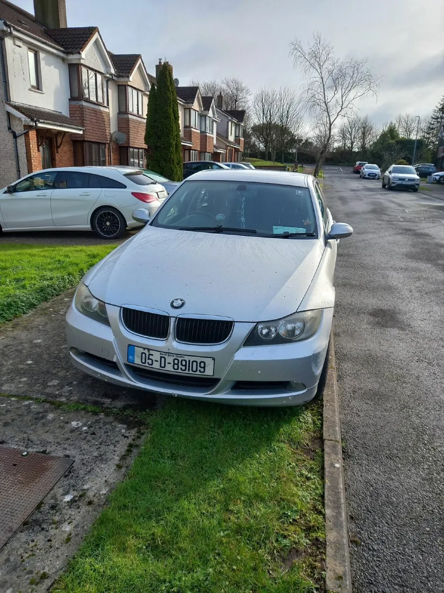BMW 3-Series 2005 - Image 1
