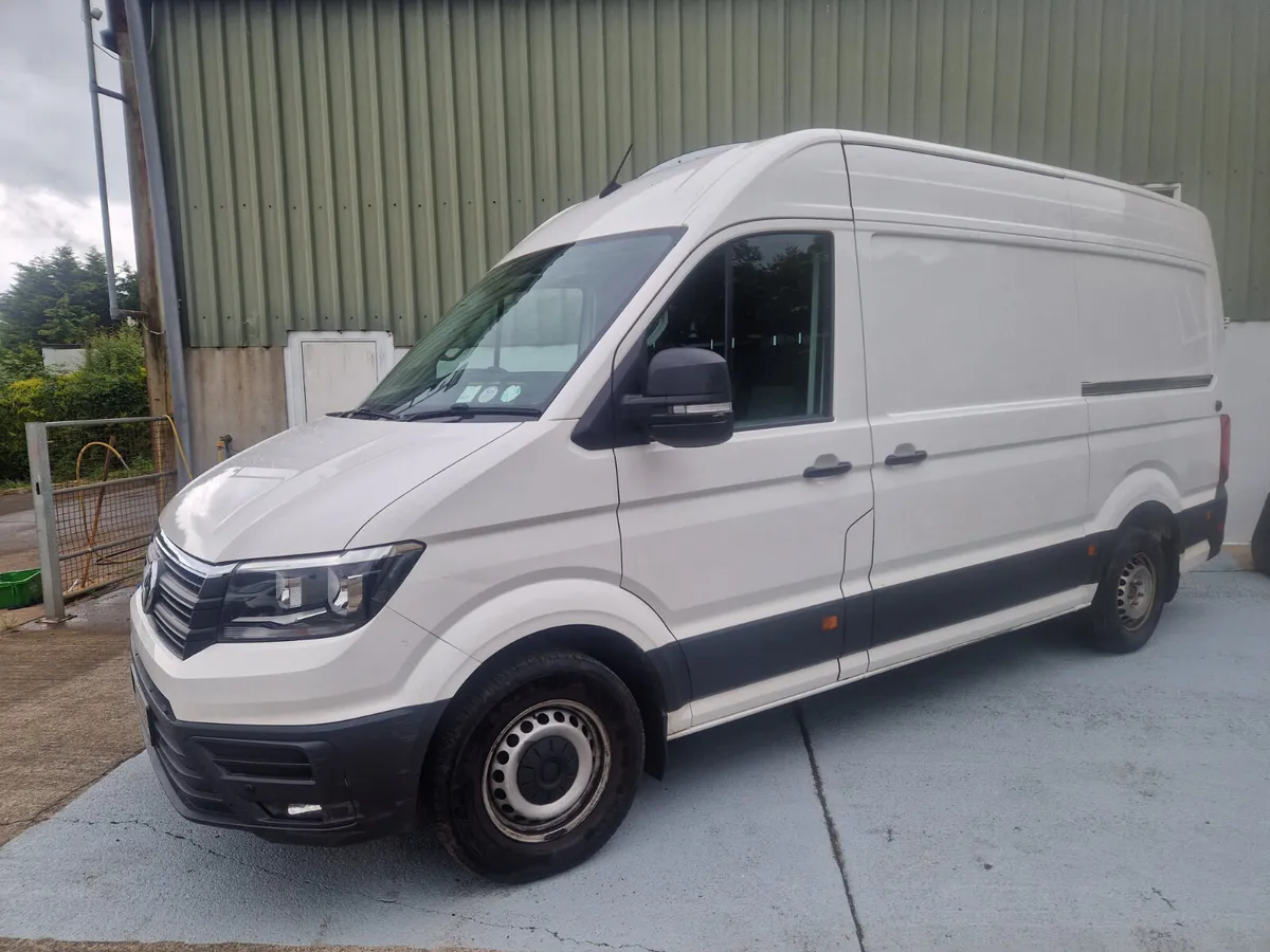 VOLKSWAGGON CRAFTER - Image 1