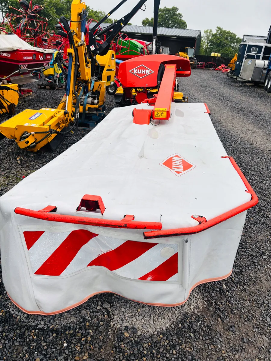 Kuhn Disc Mower - Image 1