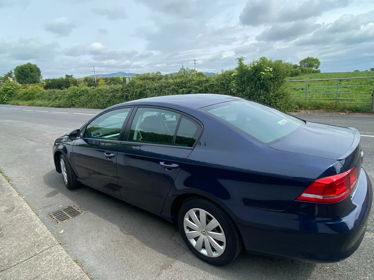 131 volkswagen passat - Image 2