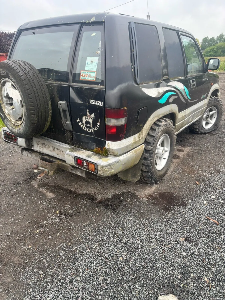 Isuzu trooper 3.1 - Image 3
