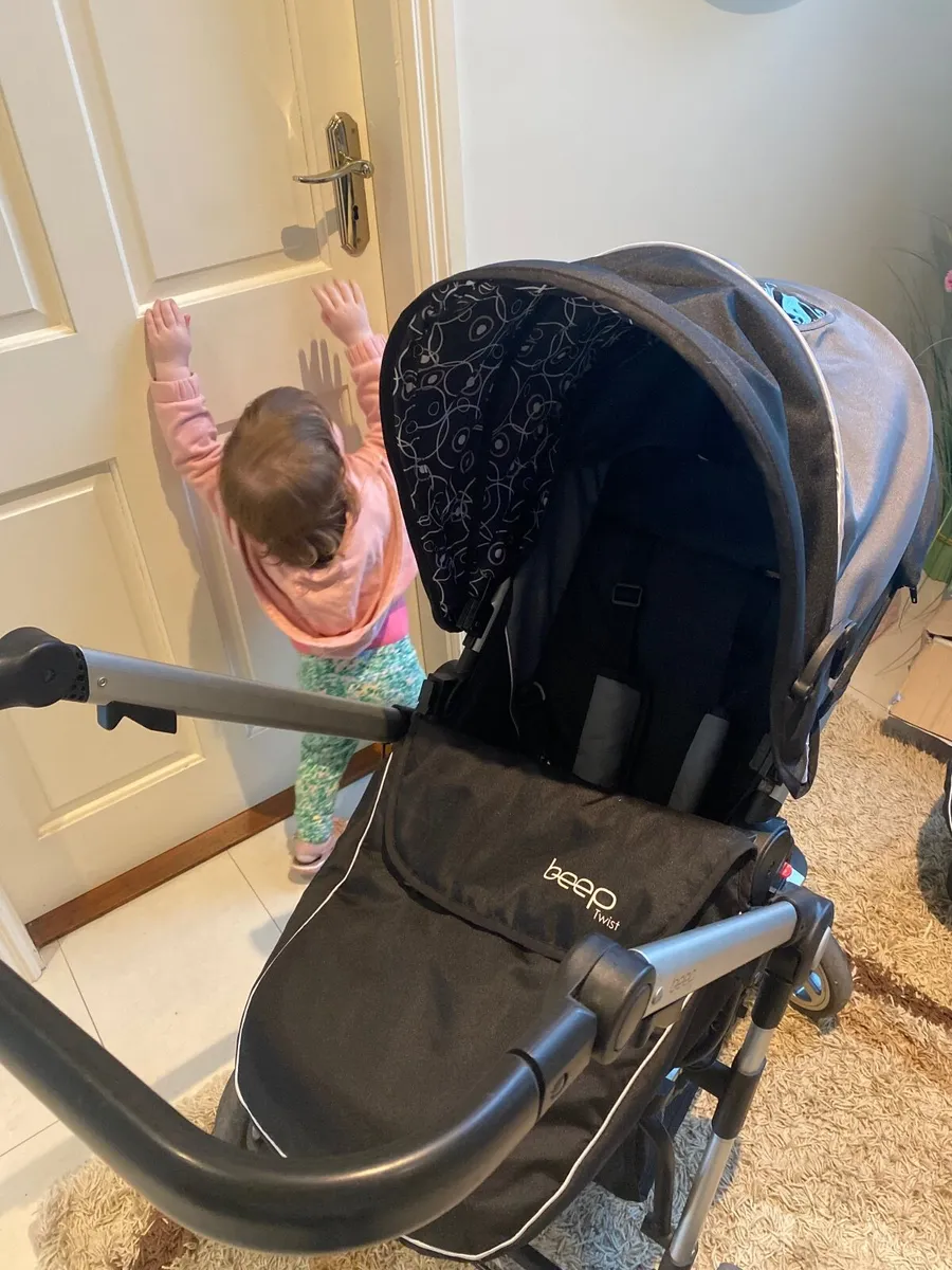 Baby Elegance travel system - Image 3