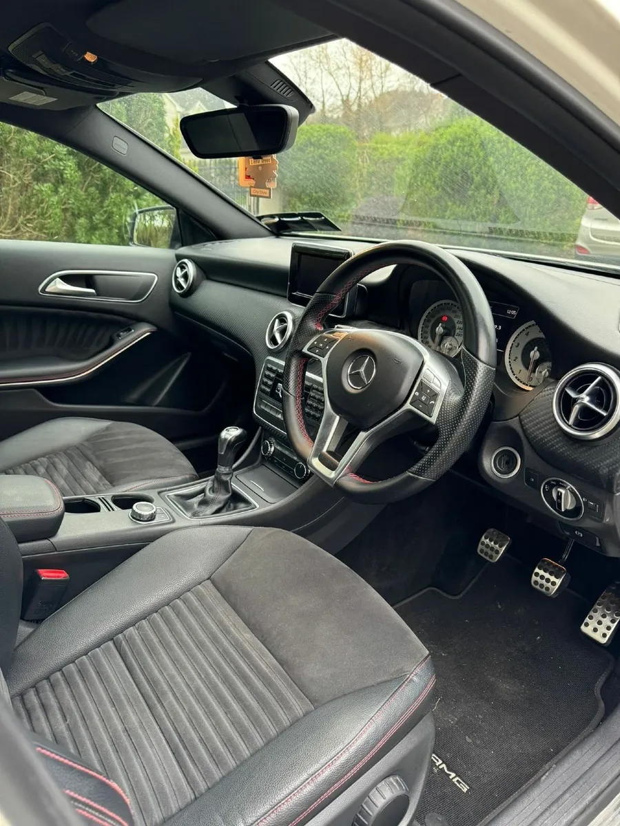 Mercedes-Benz A-Class 2014 - Image 2