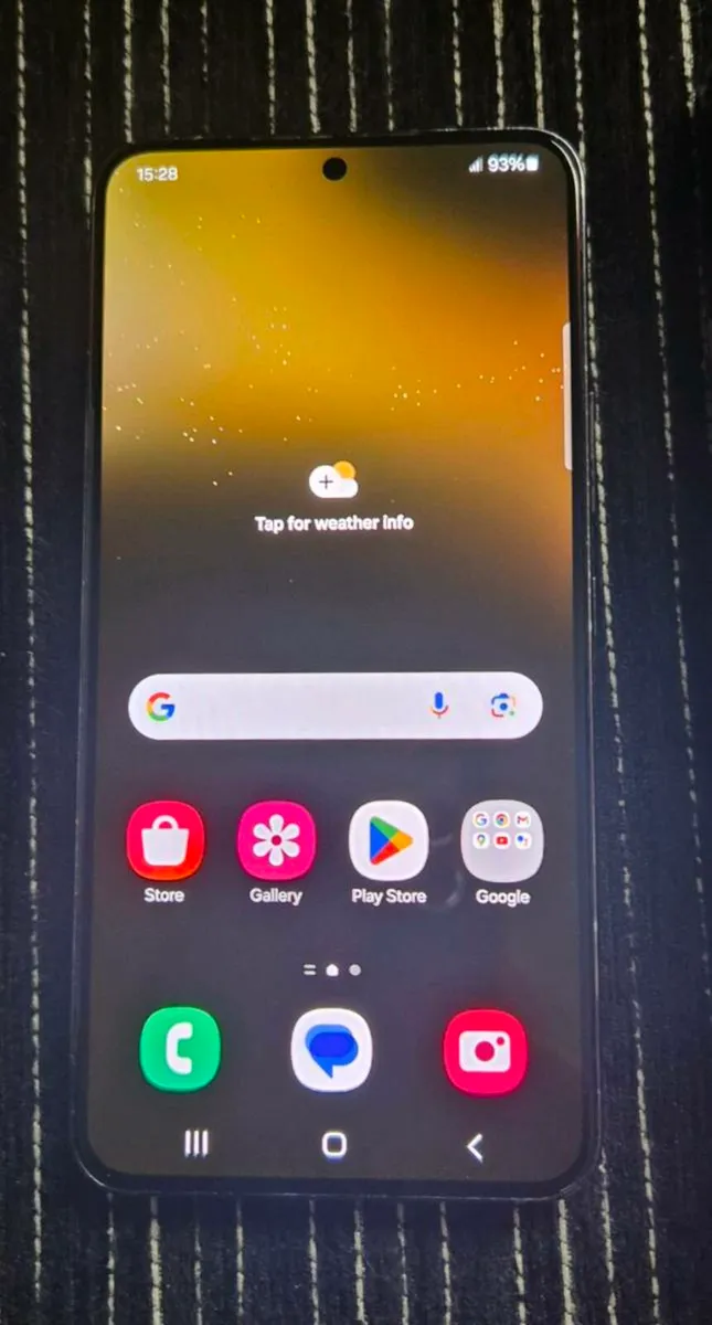 Samsung galaxy S.22.128GB - Image 3