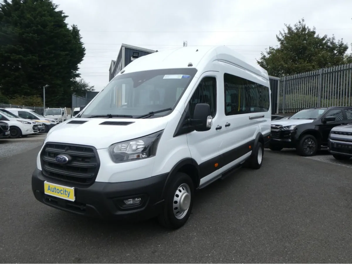 Ford Transit BUS 17seats  Isofix  Reverse Camera - Image 3