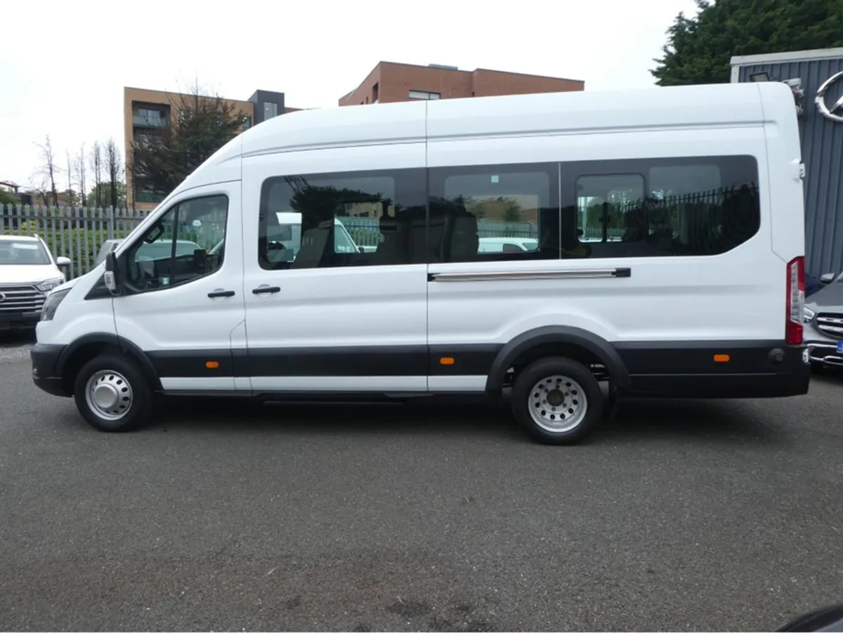Ford Transit BUS 17seats  Isofix  Reverse Camera - Image 4